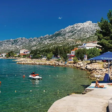 Front In Апартаменты Рованьска